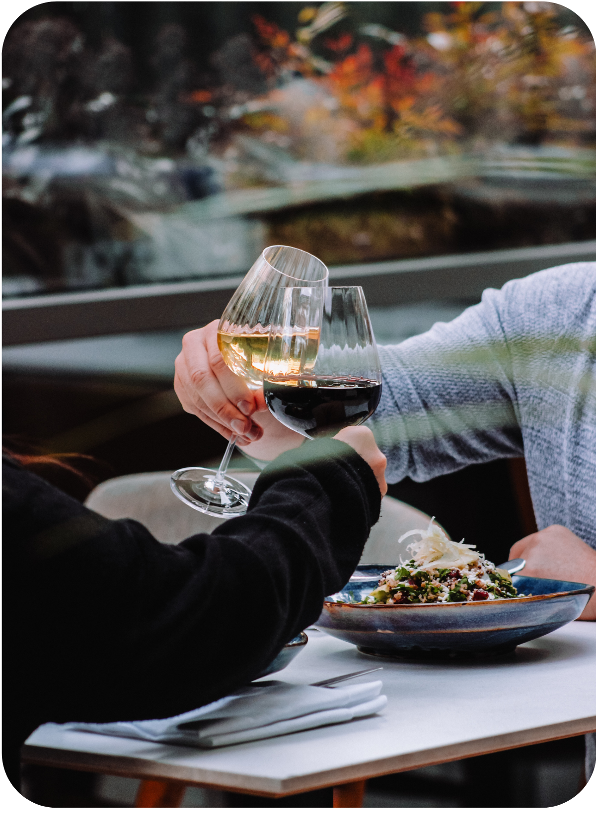 Vino Amore: The Art of Pairing Wine for a Flawless Date Night.